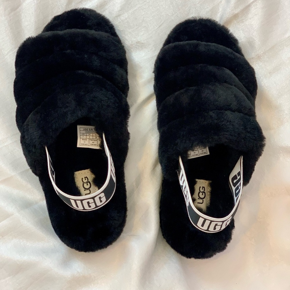 Fluff Yeah Genuine Shearling Slingback Sandal by 
UGG